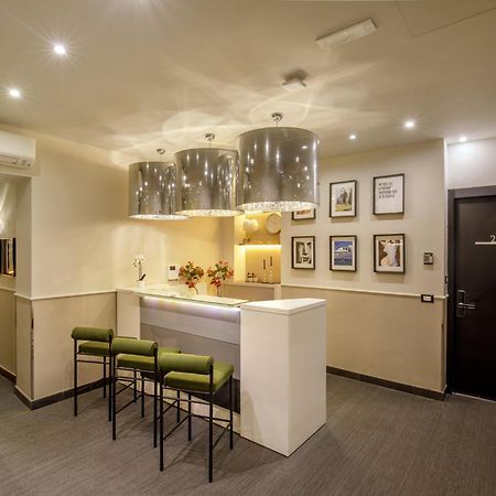 Stay Inn Rome Via Del Corso Zewnętrze zdjęcie